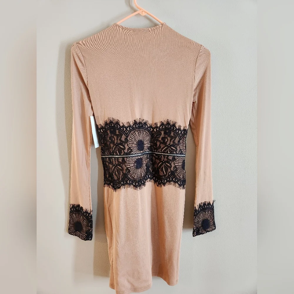 NWT TOBI Nude Bodycon Zip up Dress - Picture 3 of 5